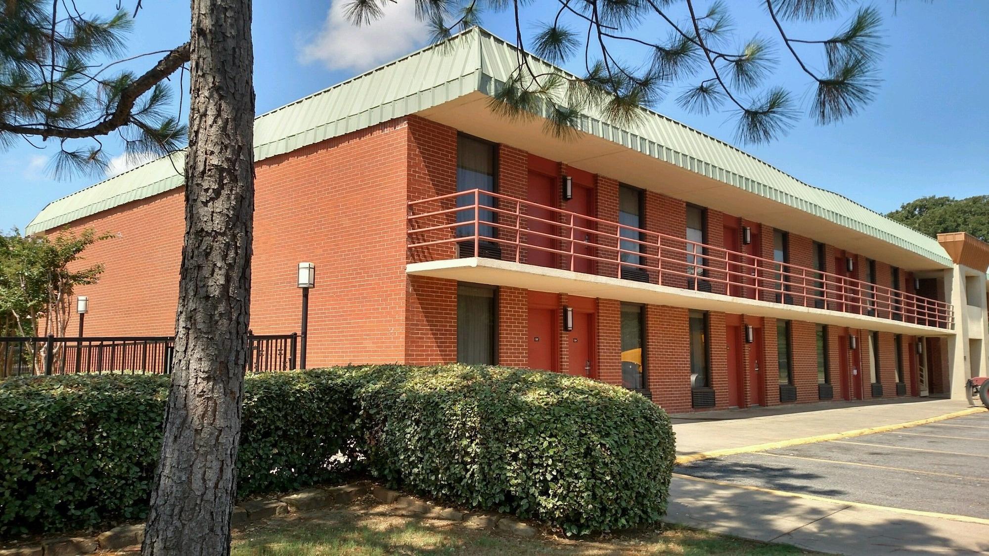Super 8 By Wyndham Atoka Ξενοδοχείο Εξωτερικό φωτογραφία